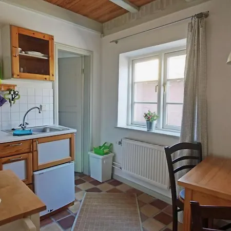 Kleine 10 - Parterre Daire *